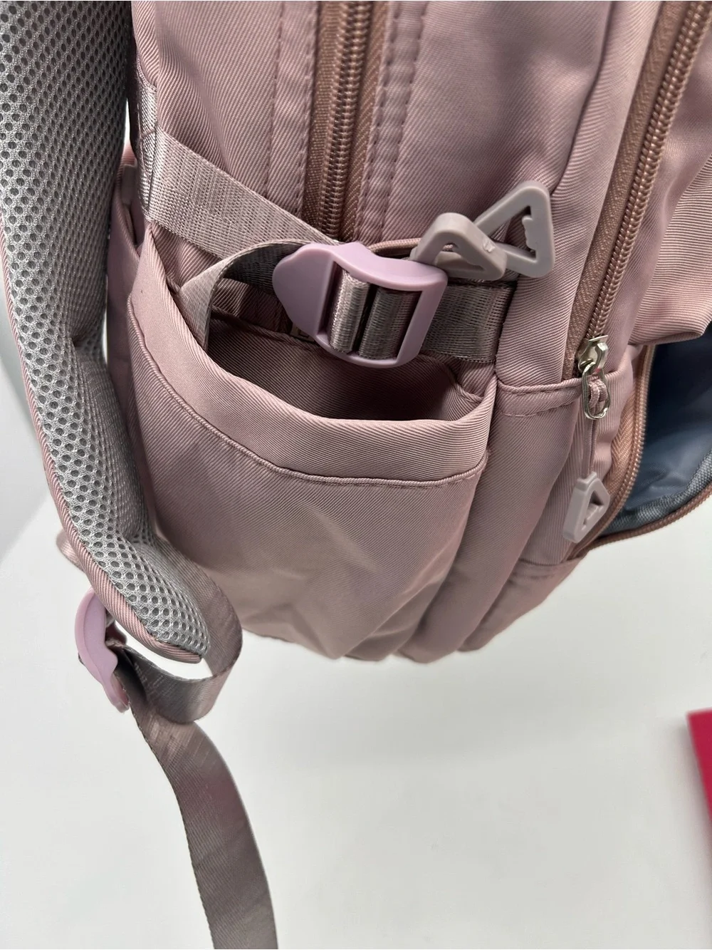 DOUDOUXIANG Dusty Pink Multi Pocket Backpack